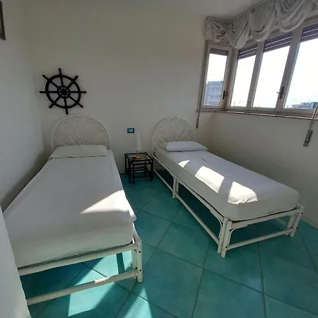 Apartamento Sea View With 3 Bedrooms And 2 Bathrooms Lignano Sabbiadoro