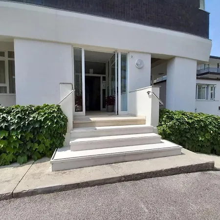 Apartamento Sea View With 3 Bedrooms And 2 Bathrooms *